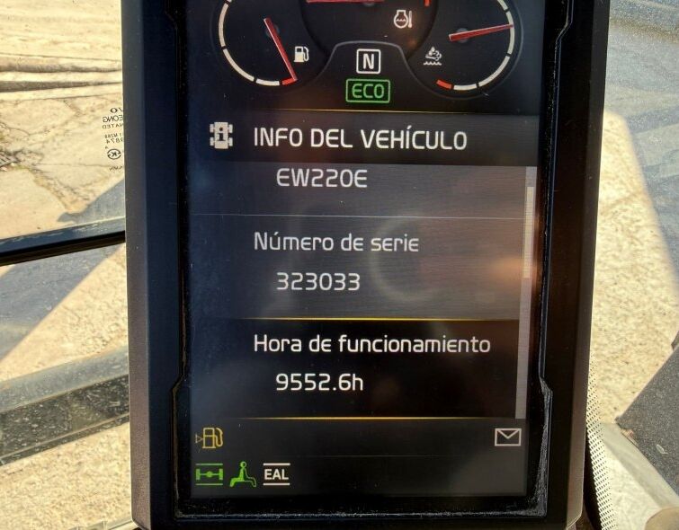 VOLVO  EW220E ***RAISING CAB***